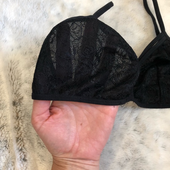 Anemone. Black sheer lace bralette. One size. - Picture 3 of 4